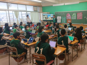 引き続き杉田小学校の出前授業を行っています